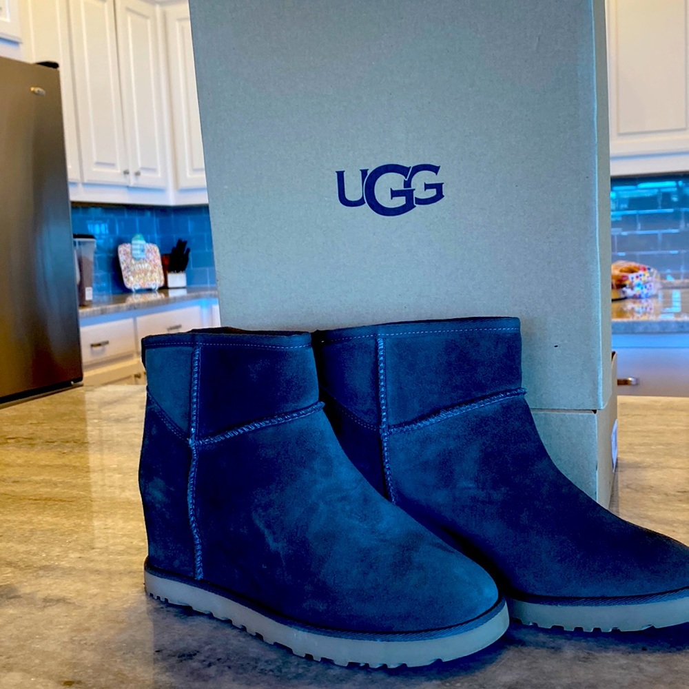 Ugg Classic Mini Platform size 8